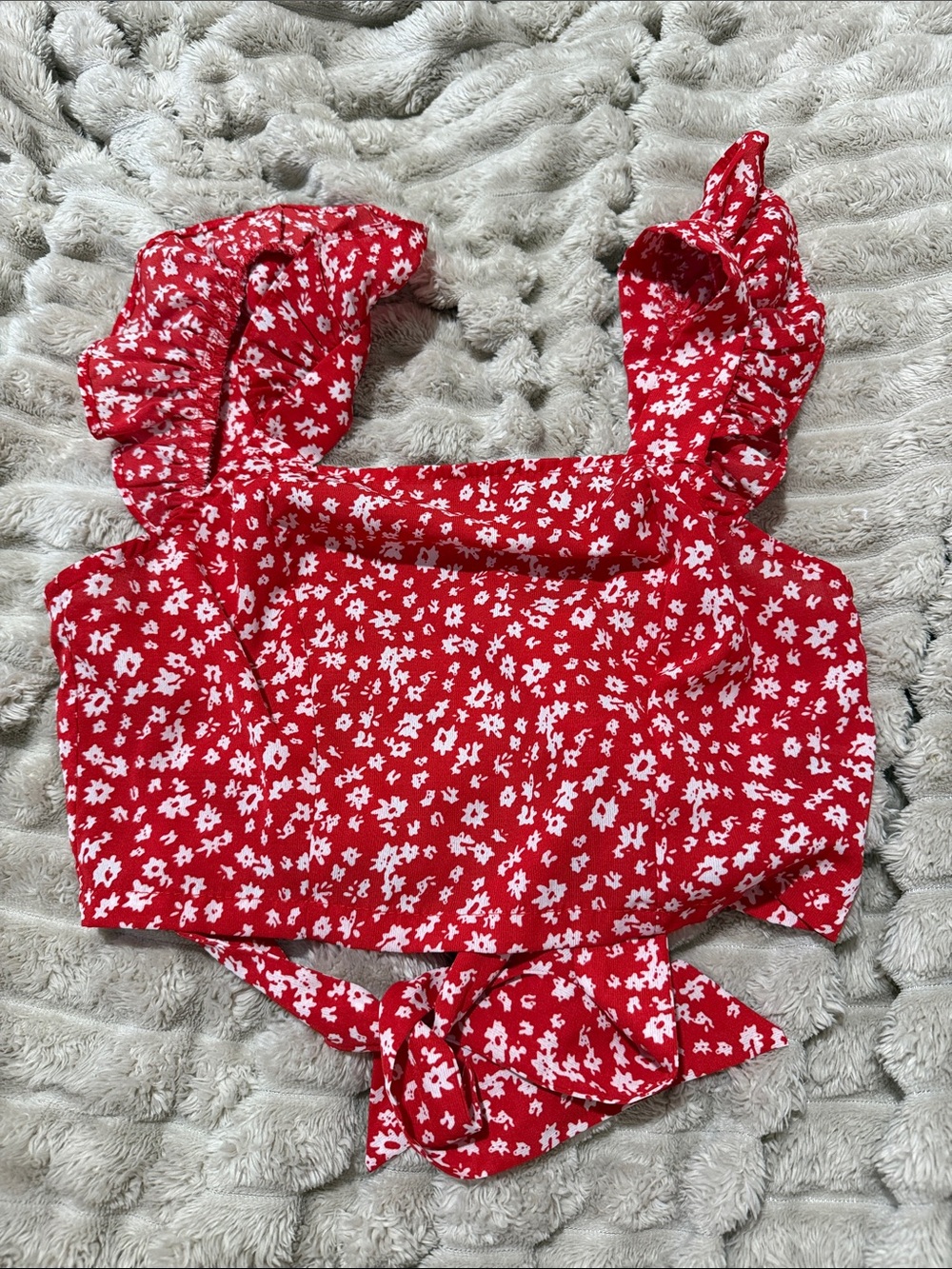 SHEIN Red Floral Ruffle Crop Top